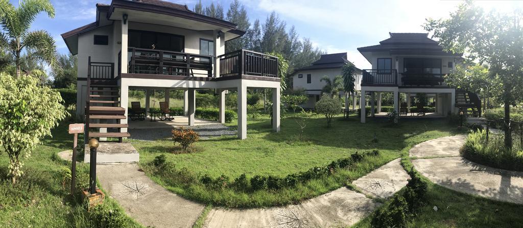 The Hip Resort @ Khao Lak Bang Sak Eksteriør billede