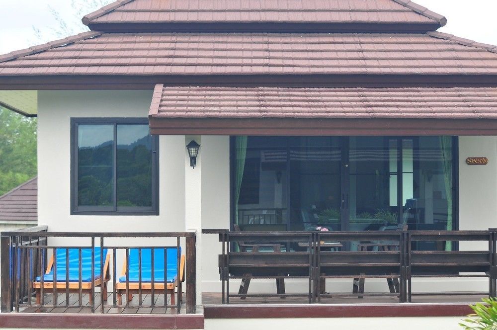 The Hip Resort @ Khao Lak Bang Sak Eksteriør billede