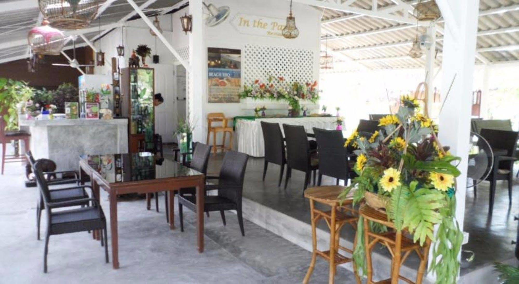 The Hip Resort @ Khao Lak Bang Sak Eksteriør billede